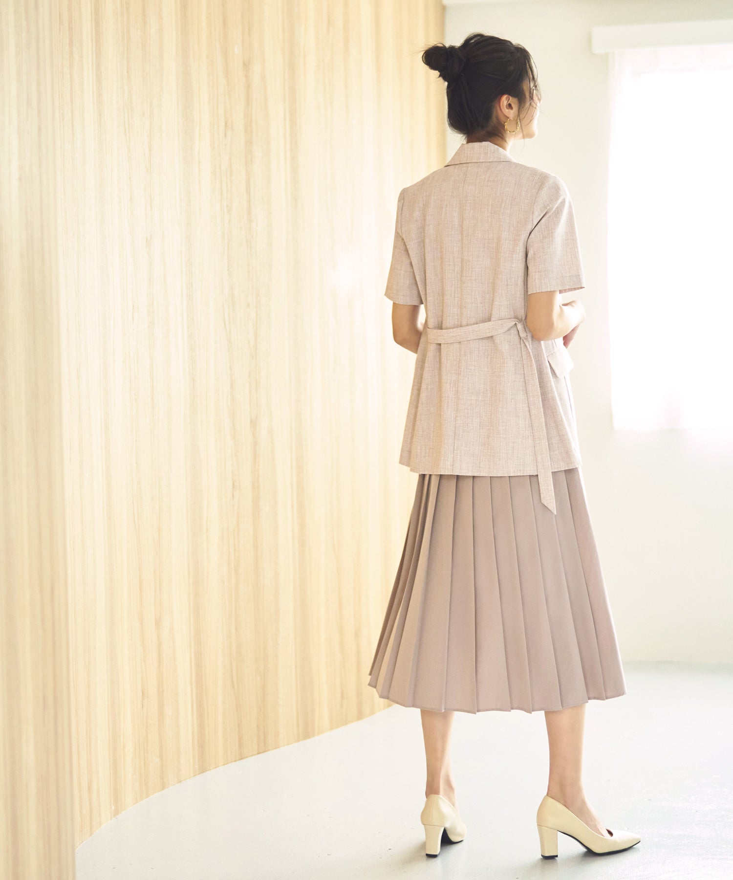 ルイルエブティック RUIRUE BOUTIQUE 【2点セット】半袖ダブルブレスト&ヘムプリーツワンピースセットアップ スーツ ビジネス 卒園式 卒業式 入園式 入学式 七五三 スタイリッシュ セットアップ (ライトブラウン) ライトブラウン