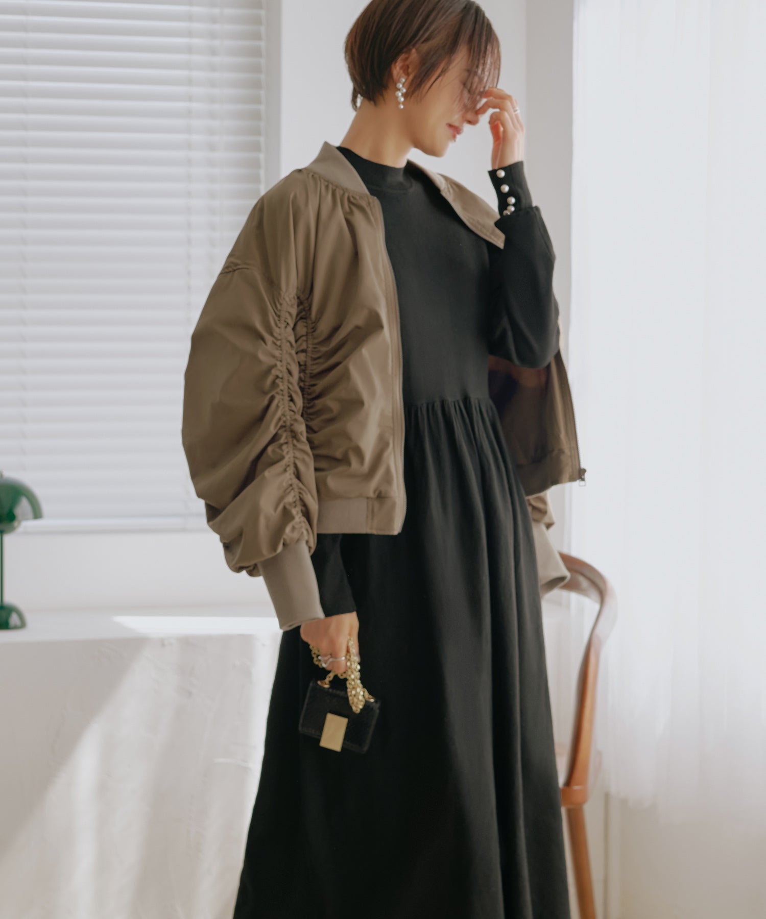 RUIRUE BOUTIQUE Shirred oversized blouson
