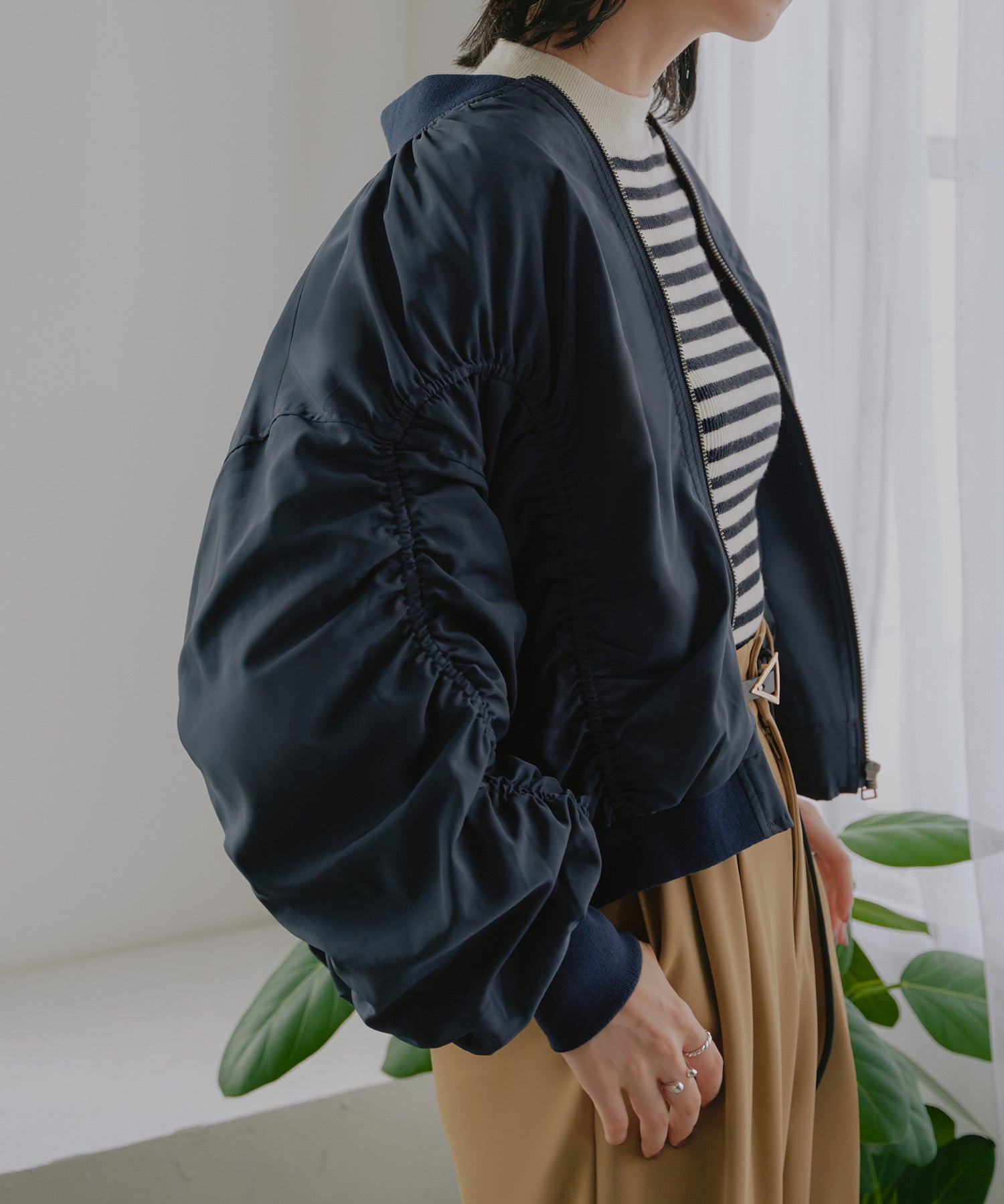 RUIRUE BOUTIQUE Shirred oversized blouson