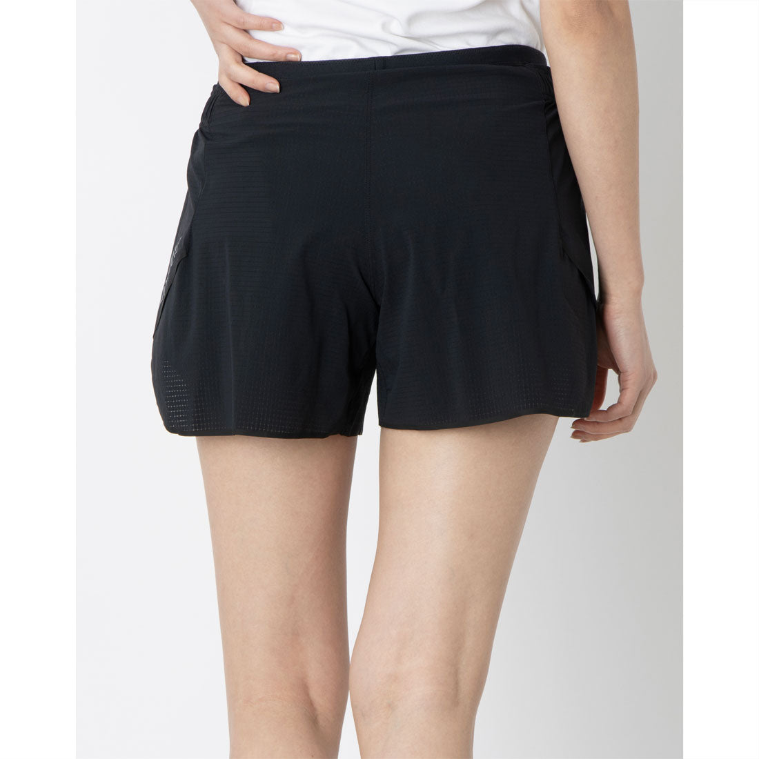 サロモン SALOMON SENSE AERO 5 SHORT パンツ (ディープブラック) ディープブラック