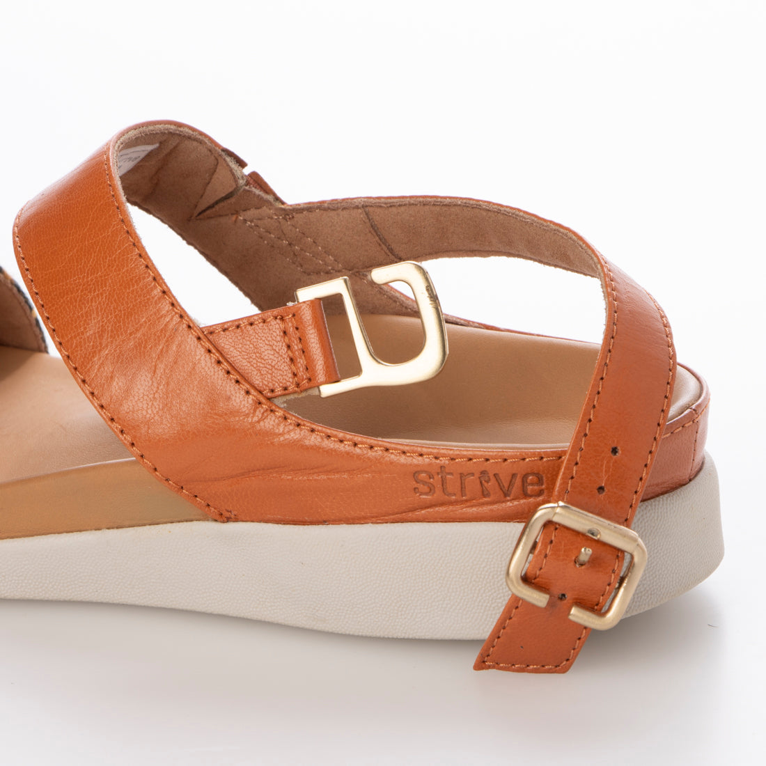 ストライブ Strive バックストラップサンダル (レッド) レッド