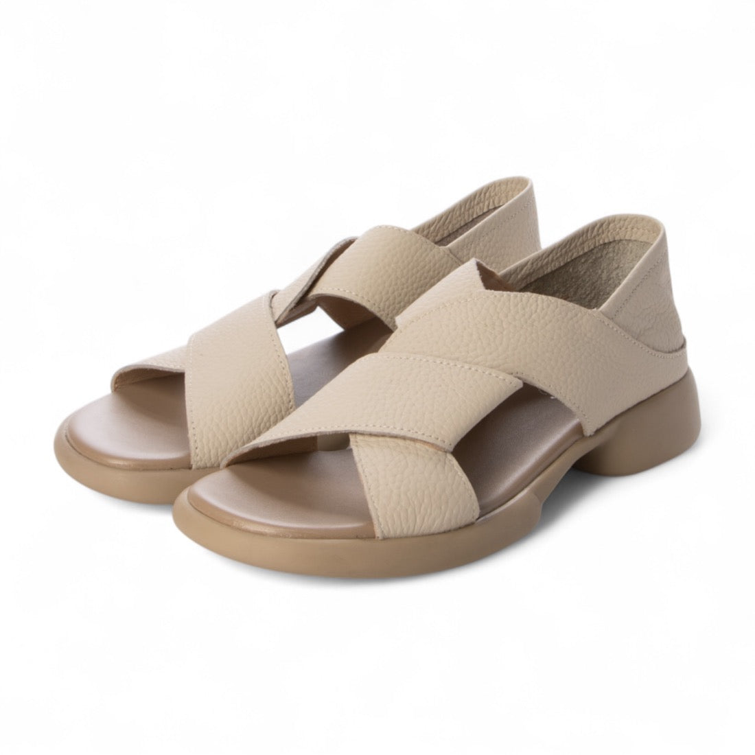 スペシャリテ Specialites 牛革リラックスサンダル (グレー) グレー