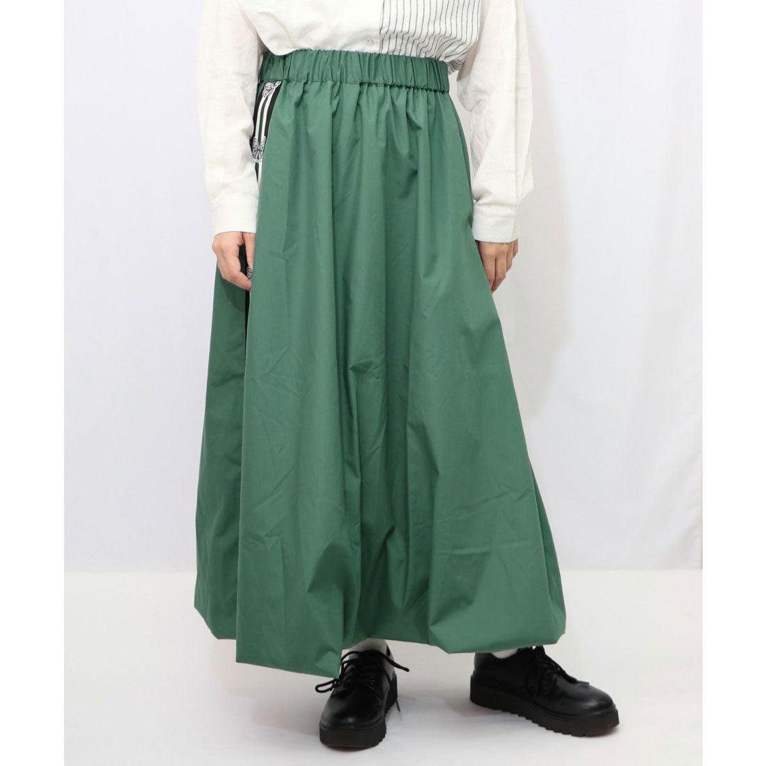 スカラー ScoLar 蝶ラインテープバルーンスカート (グリーン) グリーン
