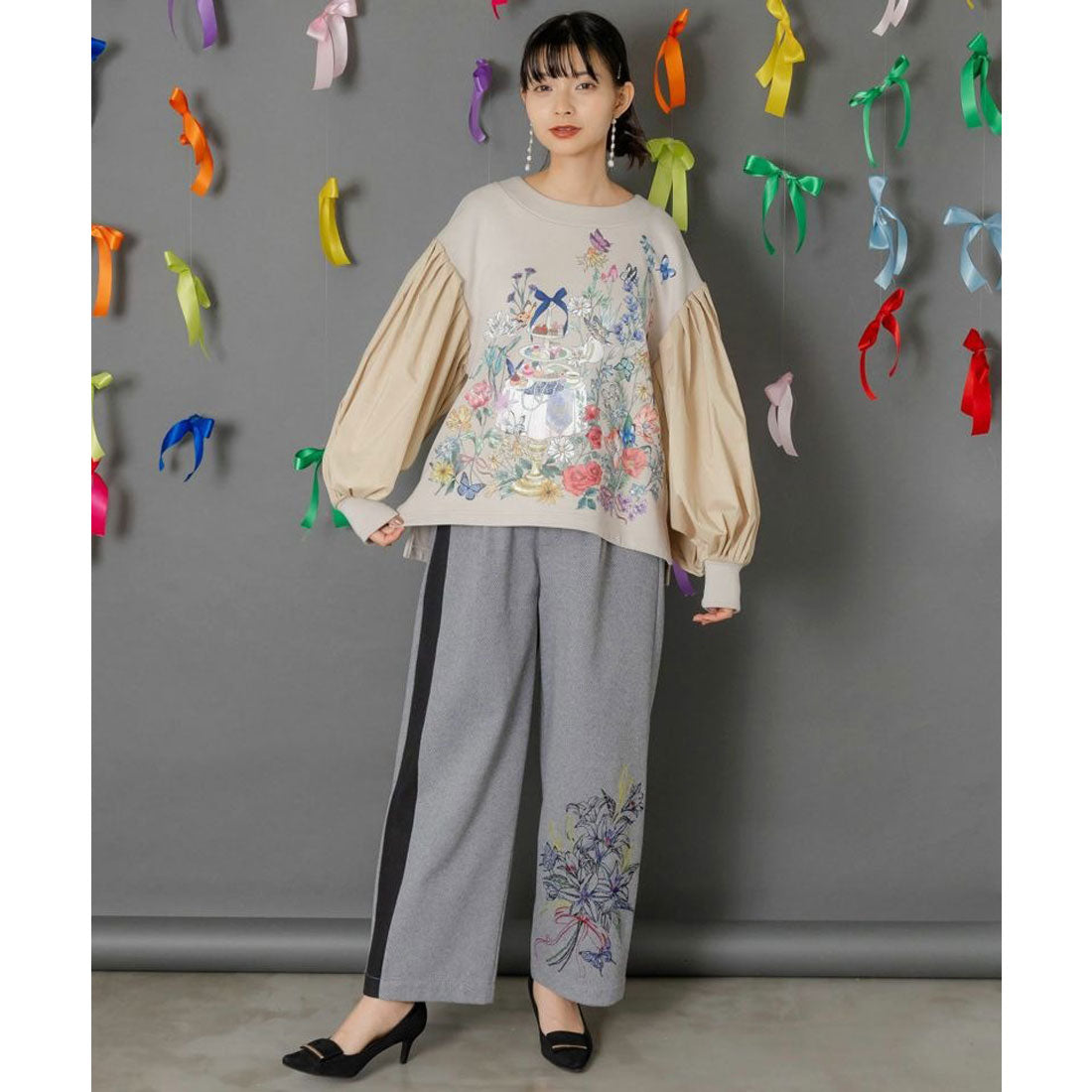 スカラー ScoLar アフタヌーンティーパーティー柄プルオーバー (ブラック) ブラック