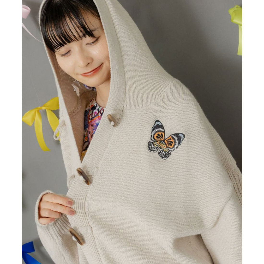 スカラー ScoLar 蝶刺繍ニットカーディガン (チャコールグレー) チャコールグレー