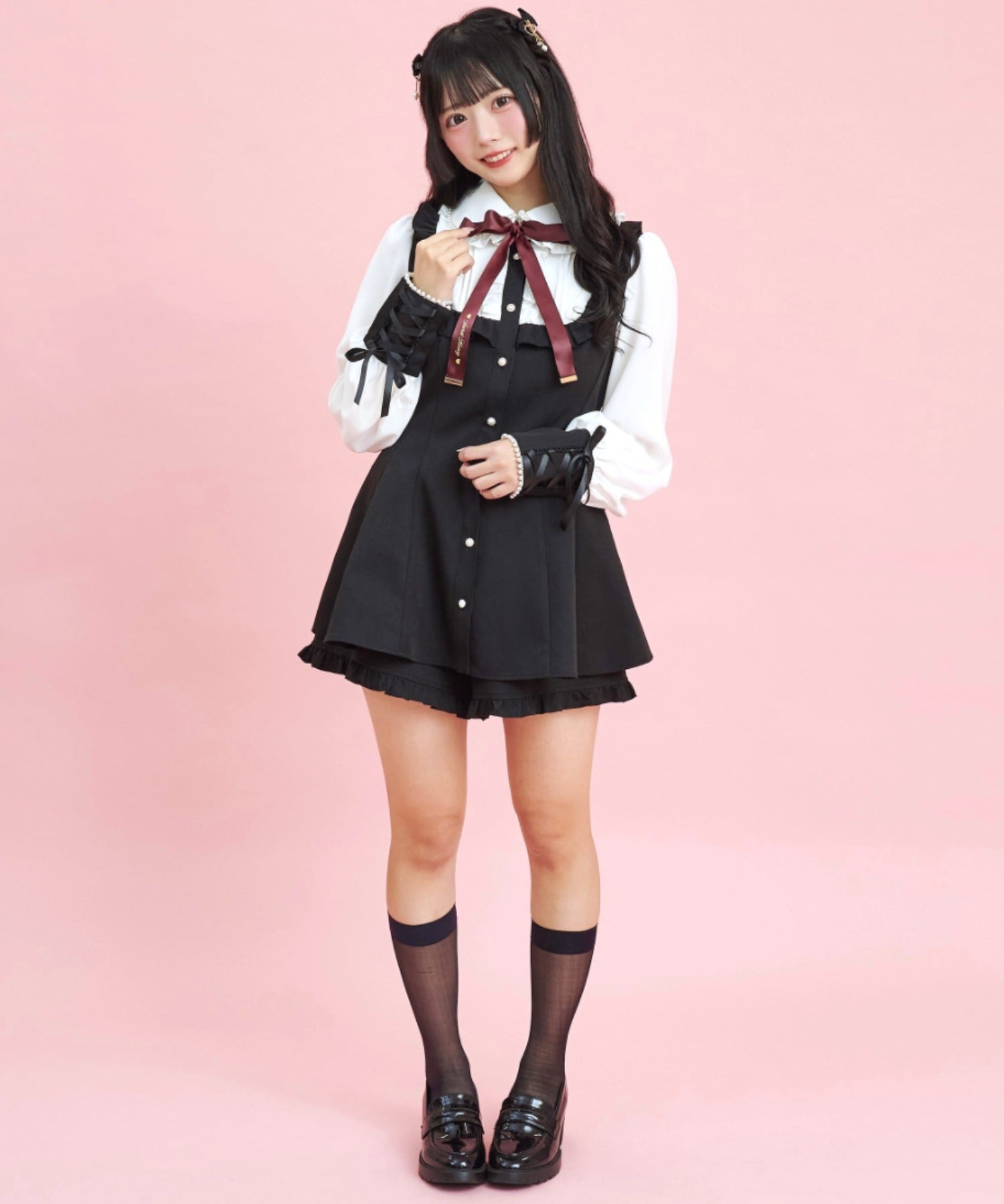 シークレットハニー Secret Honey 袖レースアップセットアップ