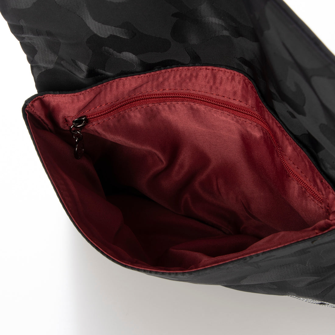 スマイリーフェイス SMILEY FACE スマイル刺繍バッグパック (カモフラージュブラック) カモフラージュブラック