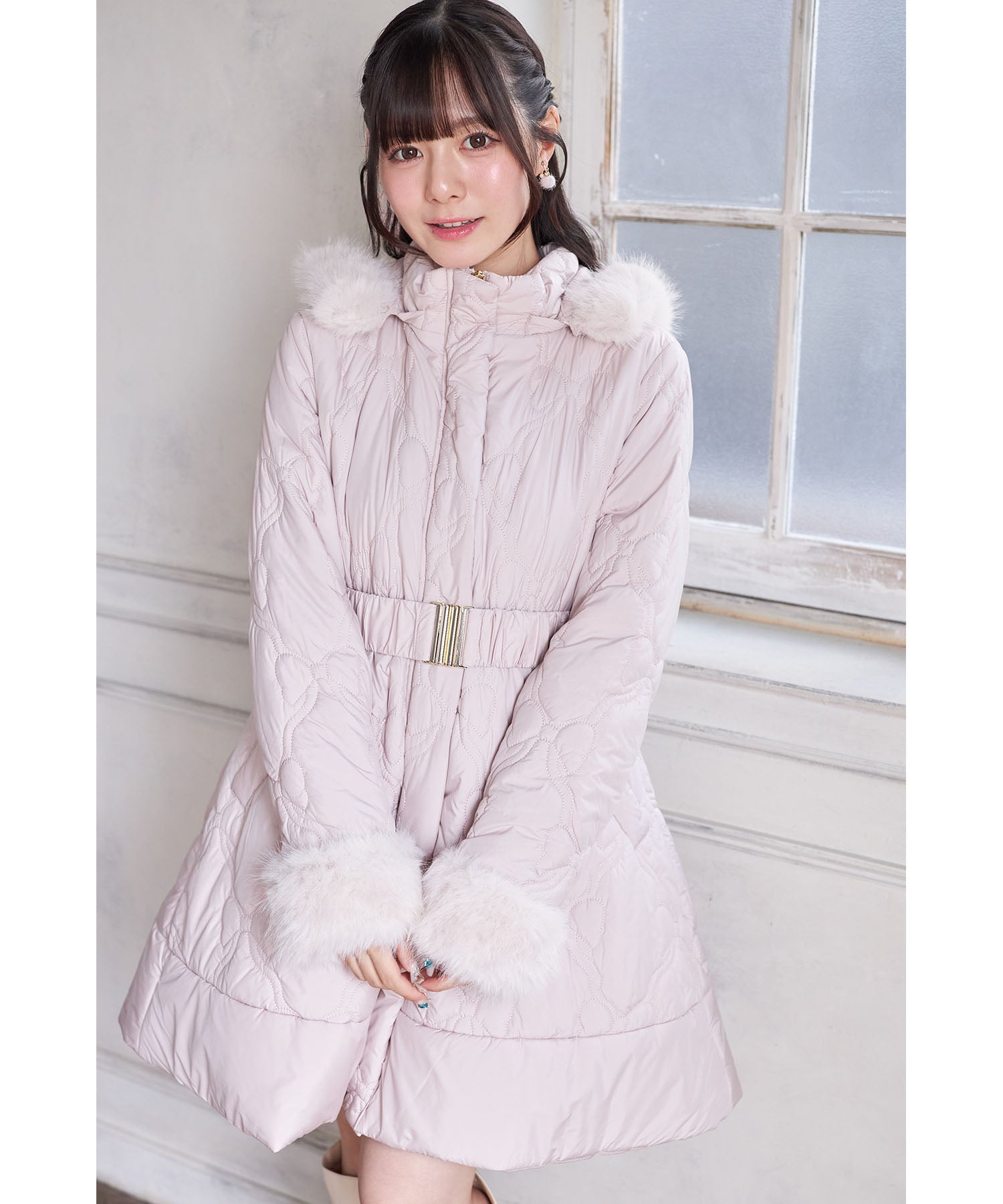 スユン Suyunn 取り外し可能なファー&ベルト付きリボンキルティングフィット&フレアコート ピンク