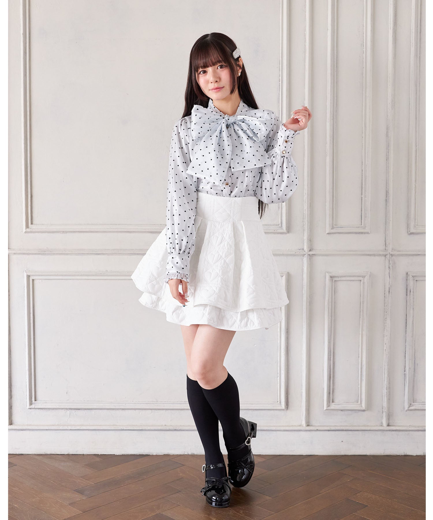 スユン Suyunn ハート釦ボウタイリボン付きハートフロッキーブラウス ブルー