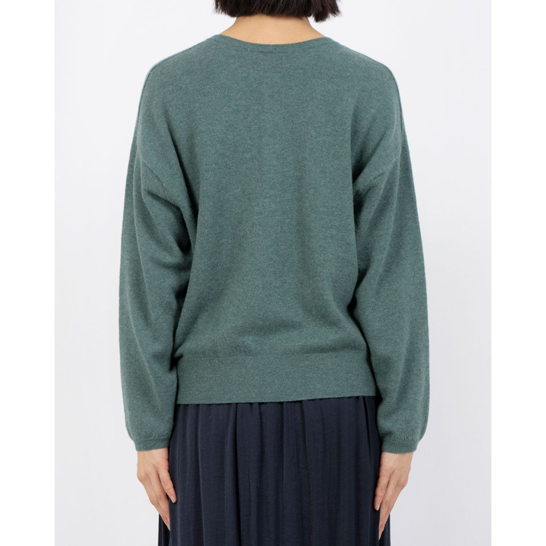 センソユニコ Sensounico atelier macaron GULENARAニットチビ釦プルオーバー