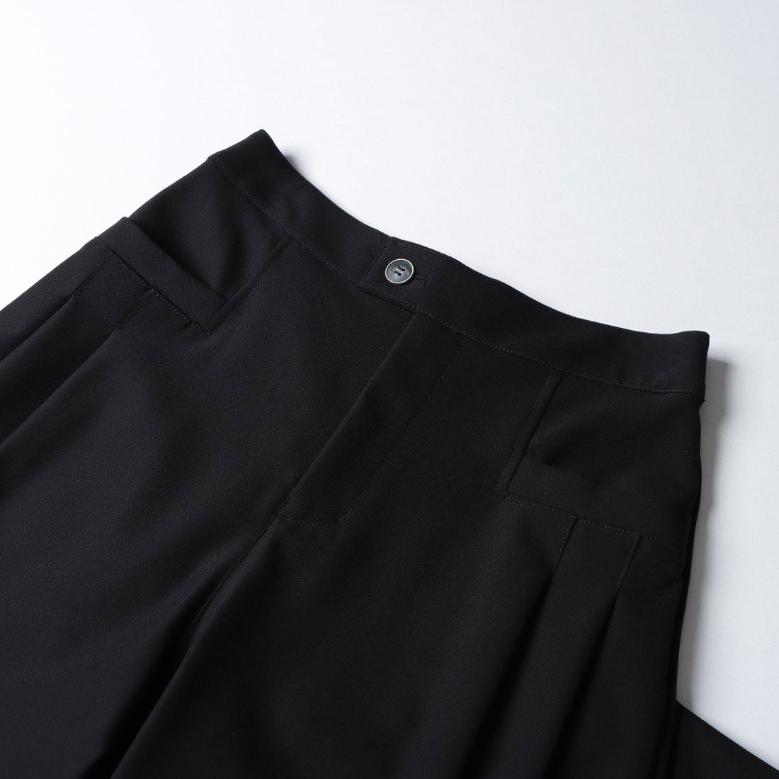 センソユニコ Sensounico Dw2R2 タックワイドパンツ (ブラック) ブラック