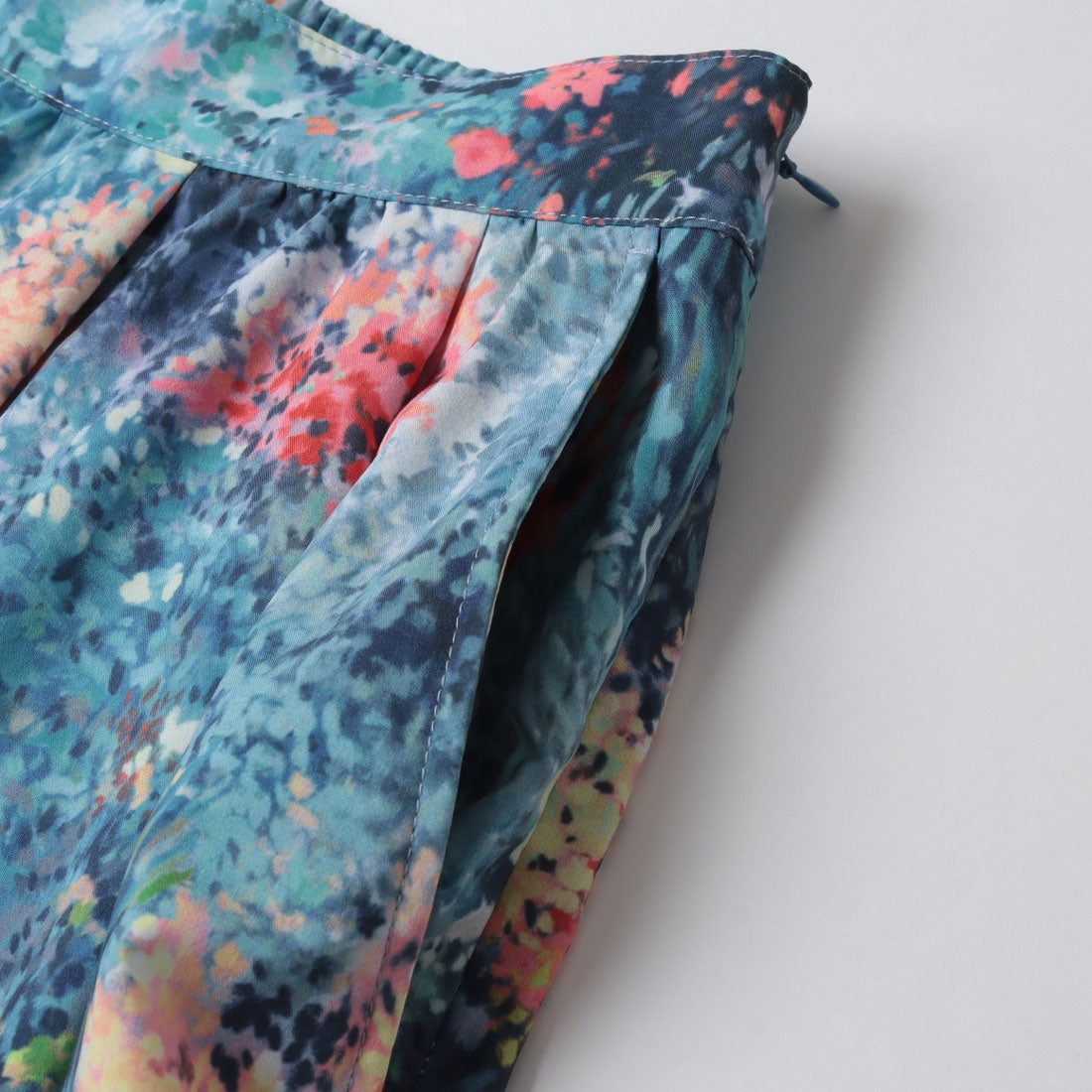 センソユニコ Sensounico Dw2R Big&SmallフラワーPTスカート (ブルー系マルチ) ブルー系マルチ