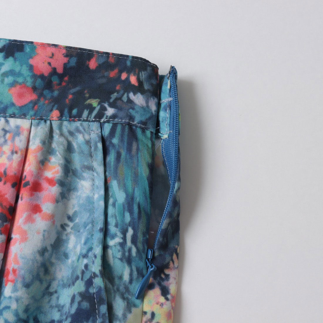 センソユニコ Sensounico Dw2R Big&SmallフラワーPTスカート (ブルー系マルチ) ブルー系マルチ