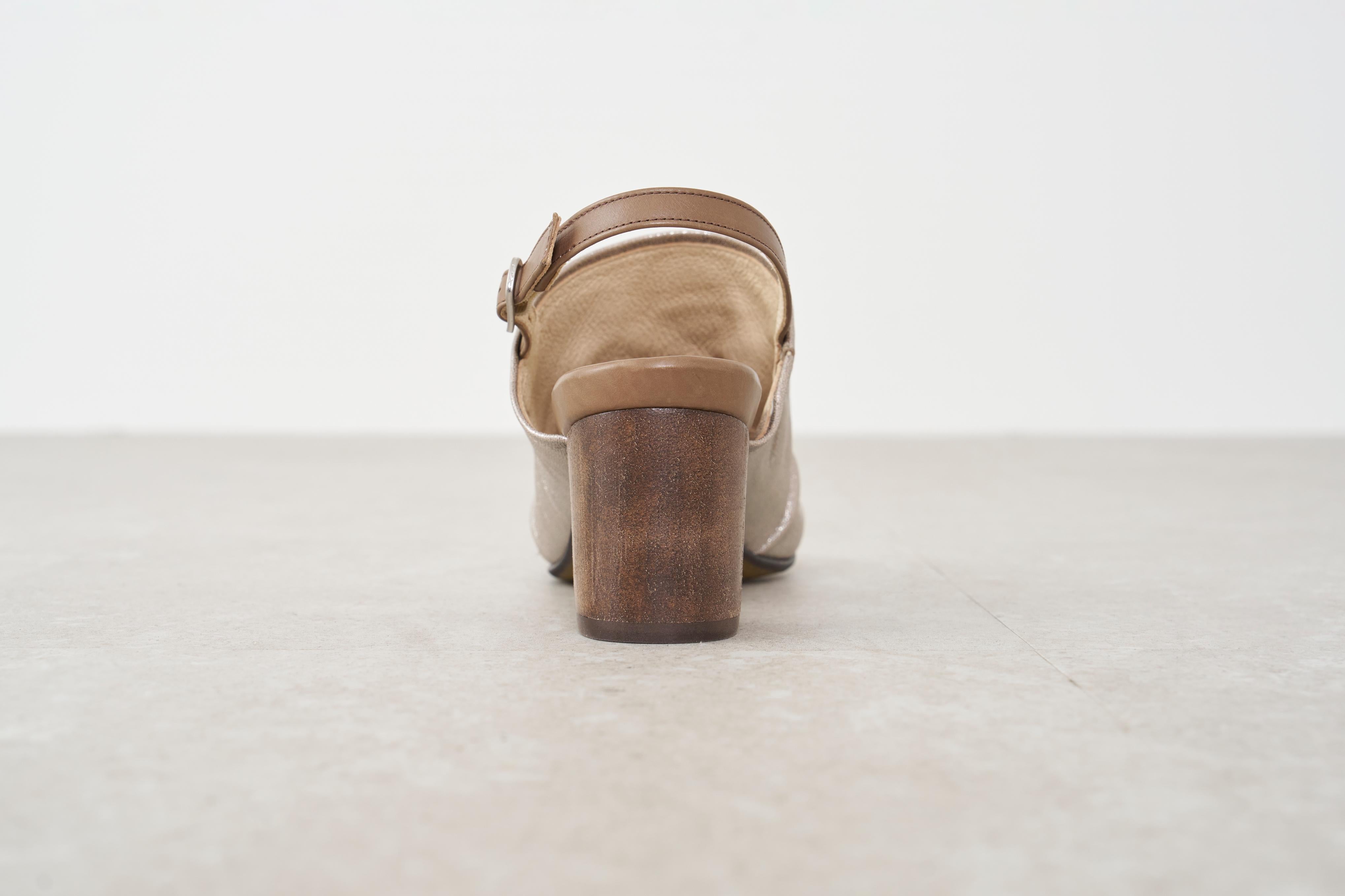 サヤ SAYA 6cm本革フットベッドインソールサンダル (オリーブ) オリーブ