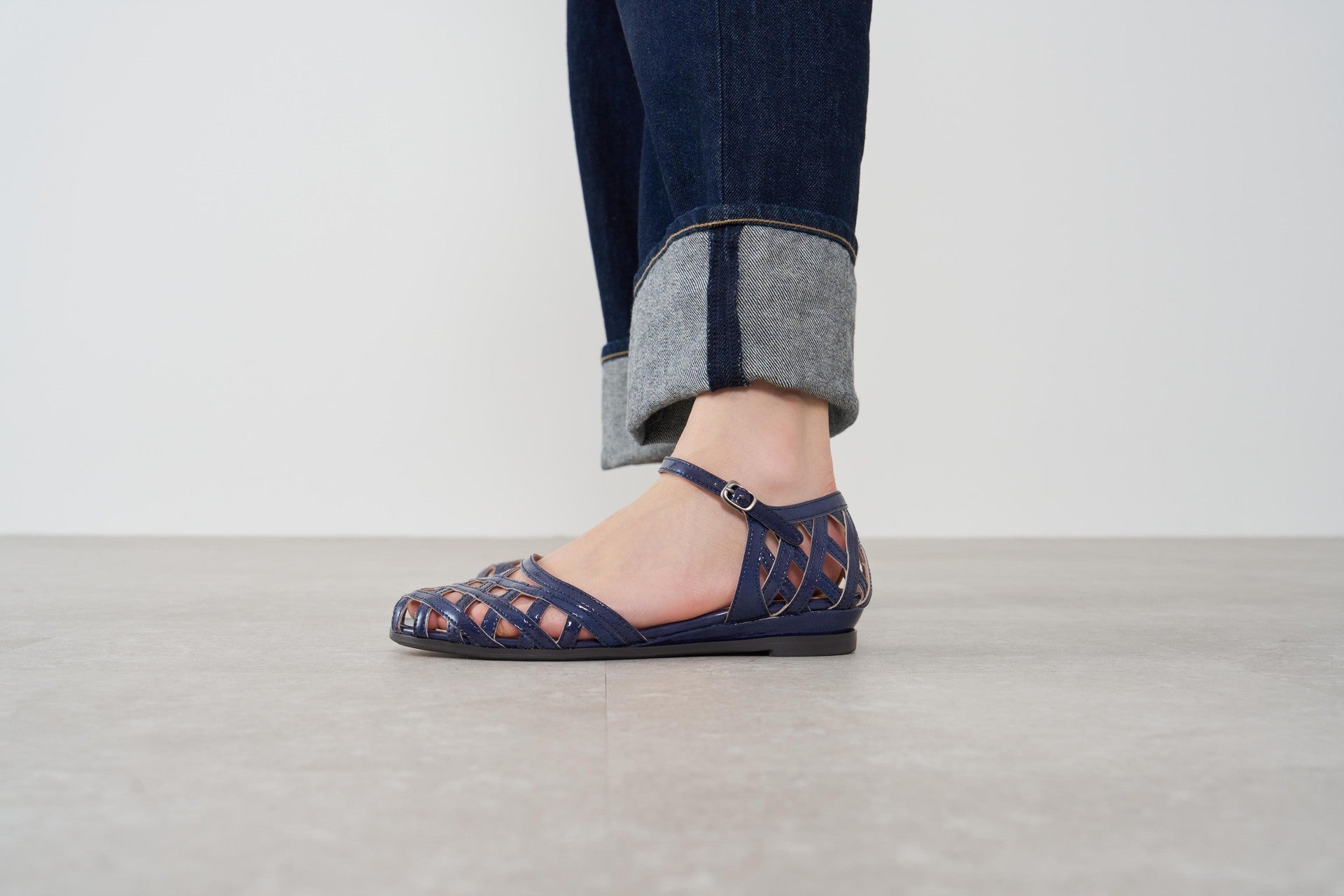 サヤ SAYA 3cm本革メッシュセパレートシューズ (ブラックエナメル) ブラックエナメル