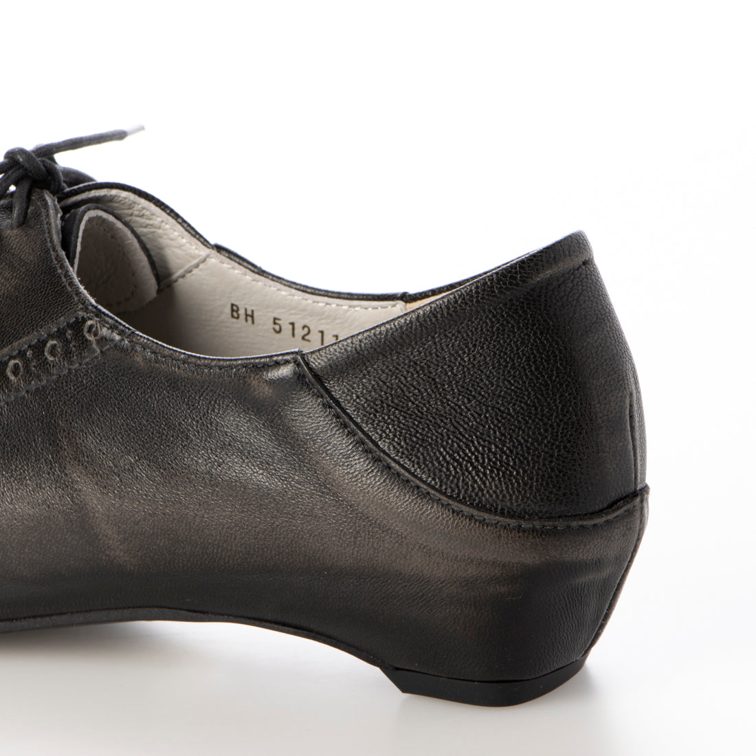 サヤ SAYA フラット本革ラウンドトウボロネーゼレースアップシューズ