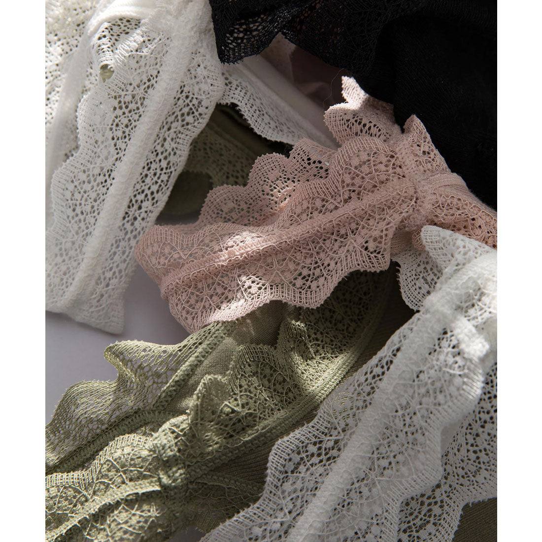 セゾンドパピヨン SAISON DE PAPILLON ミディ丈レースストラップブラトップ (ホワイト) ホワイト