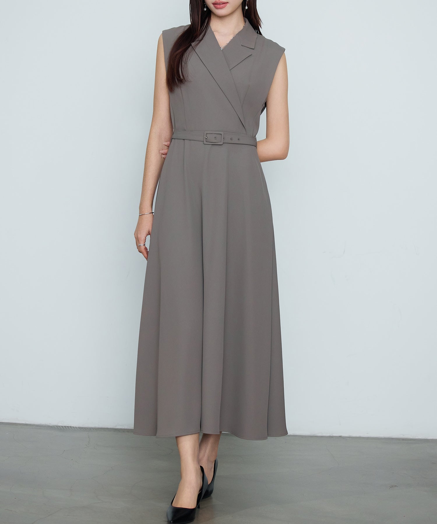 セゾンドパピヨン SAISON DE PAPILLON テーラードカラーベルト付きフレアワンピース (ブラウン) ブラウン