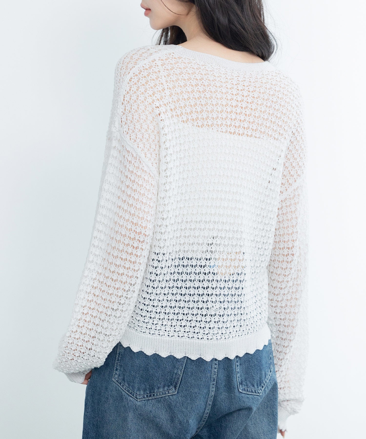 セゾンドパピヨン SAISON DE PAPILLON スカラップ編み透かしニットプルオーバー (ホワイト) ホワイト