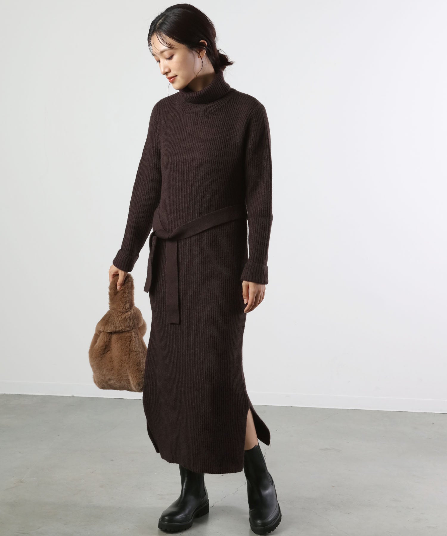 Toac Slit Knit Dress
