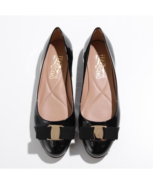 サルバトーレフェラガモ Salvatore Ferragamo SALVATORE FERRAGAMO パンプス VARINA 01 A181 (NERO/ブラック) NERO/ブラック