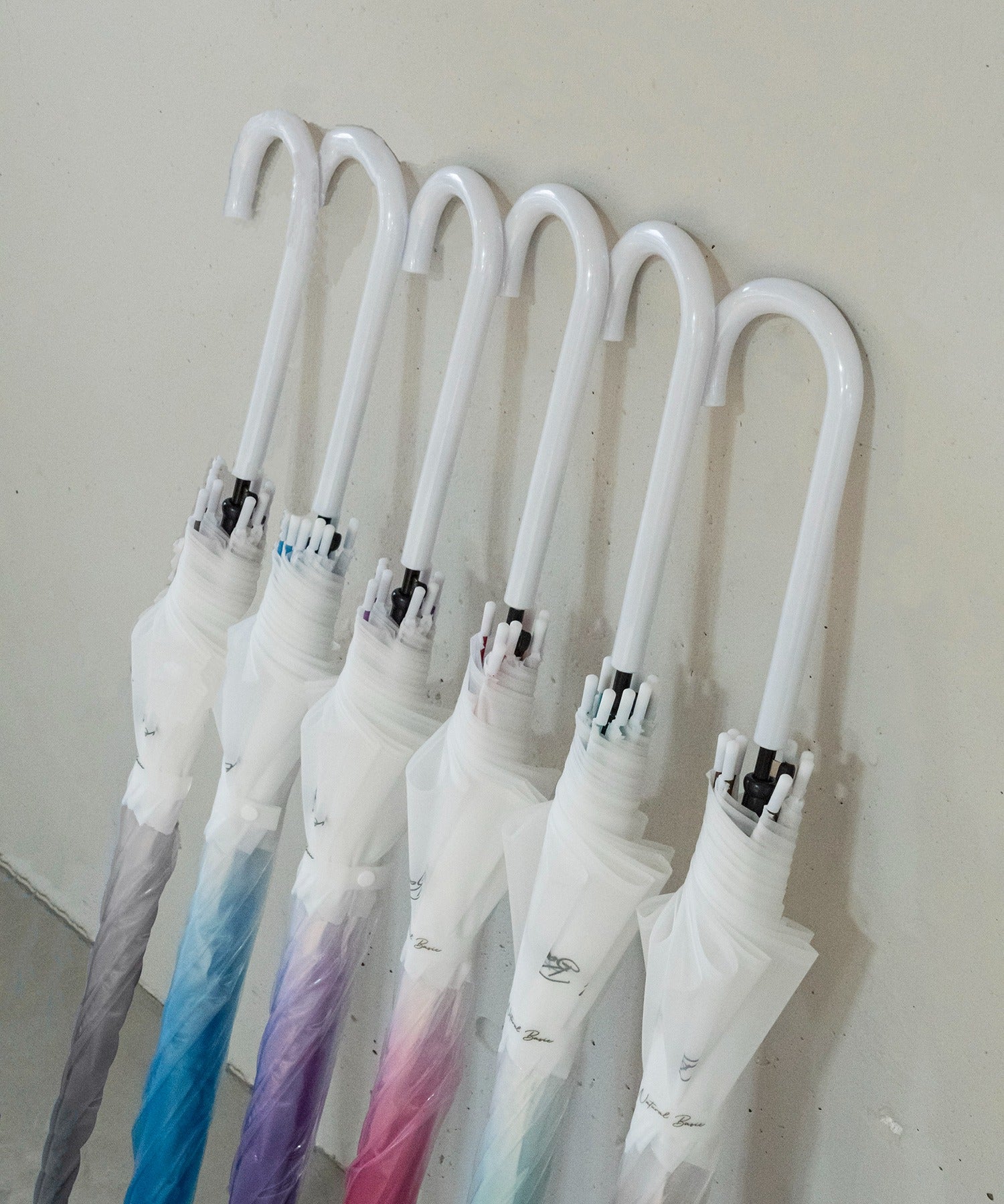 セットアップセブン SETUP7 グラデーションバイカラービニール傘 60cm 雨傘 NT (ブラック) ブラック