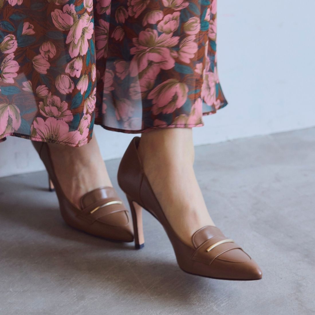 セヴン トゥエルヴ サーティ SEVEN TWELVE THIRTY モカデザインレザーパンプス (ブラウン) ブラウン