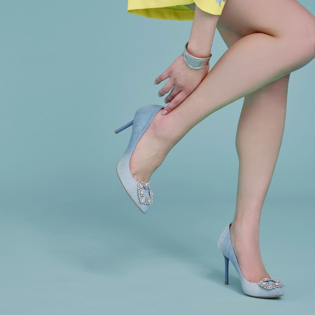 セヴン トゥエルヴ サーティ SEVEN TWELVE THIRTY スティレットヒールビジューバックルパンプス