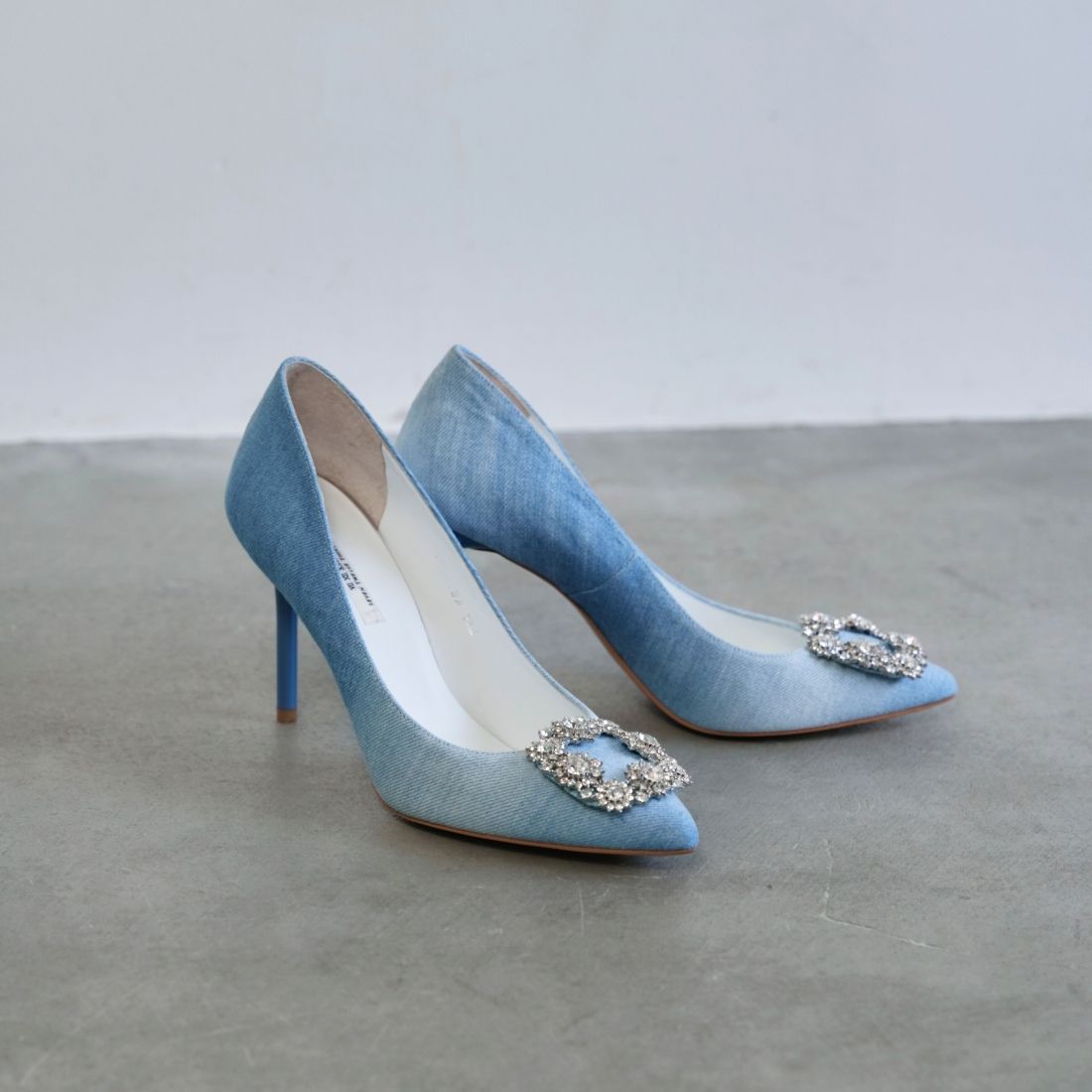 セヴン トゥエルヴ サーティ SEVEN TWELVE THIRTY スティレットヒールビジューバックルパンプス