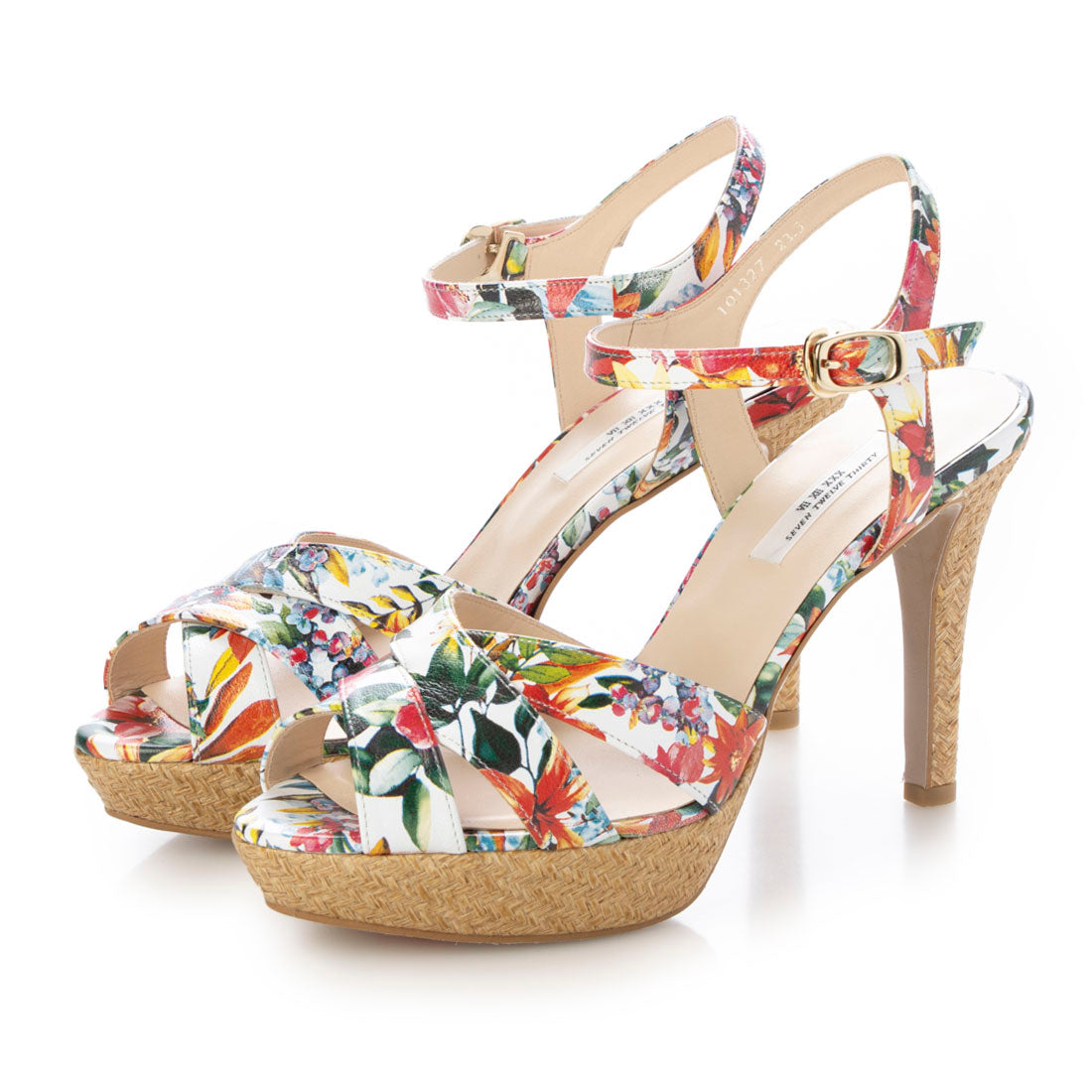 SEVEN TWELVE THIRTY Platform Neck Belt Sandals