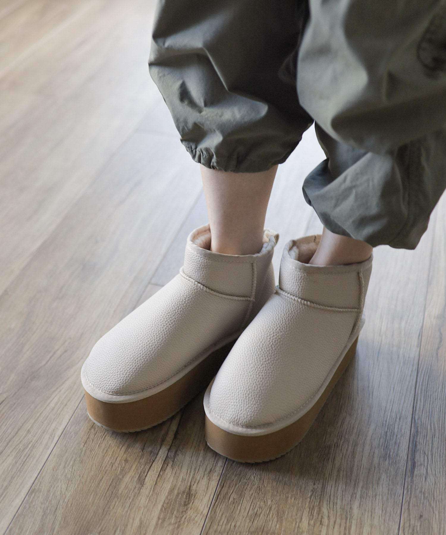 セスト SESTO 軽量厚底ムートンブーツ