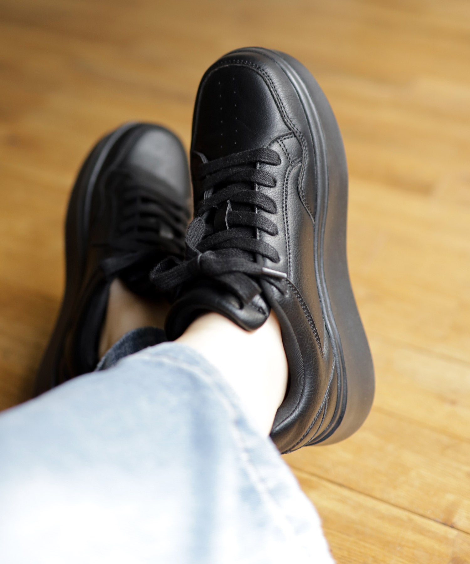 セスト SESTO 軽量厚底レースアップボリュームスニーカー (ブラック) ブラック