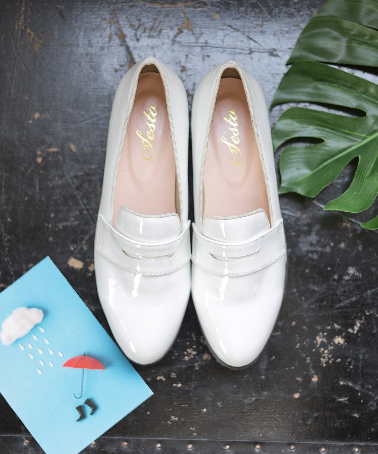 セスト SESTO 生活防水!晴雨兼用コインローファーパンプス