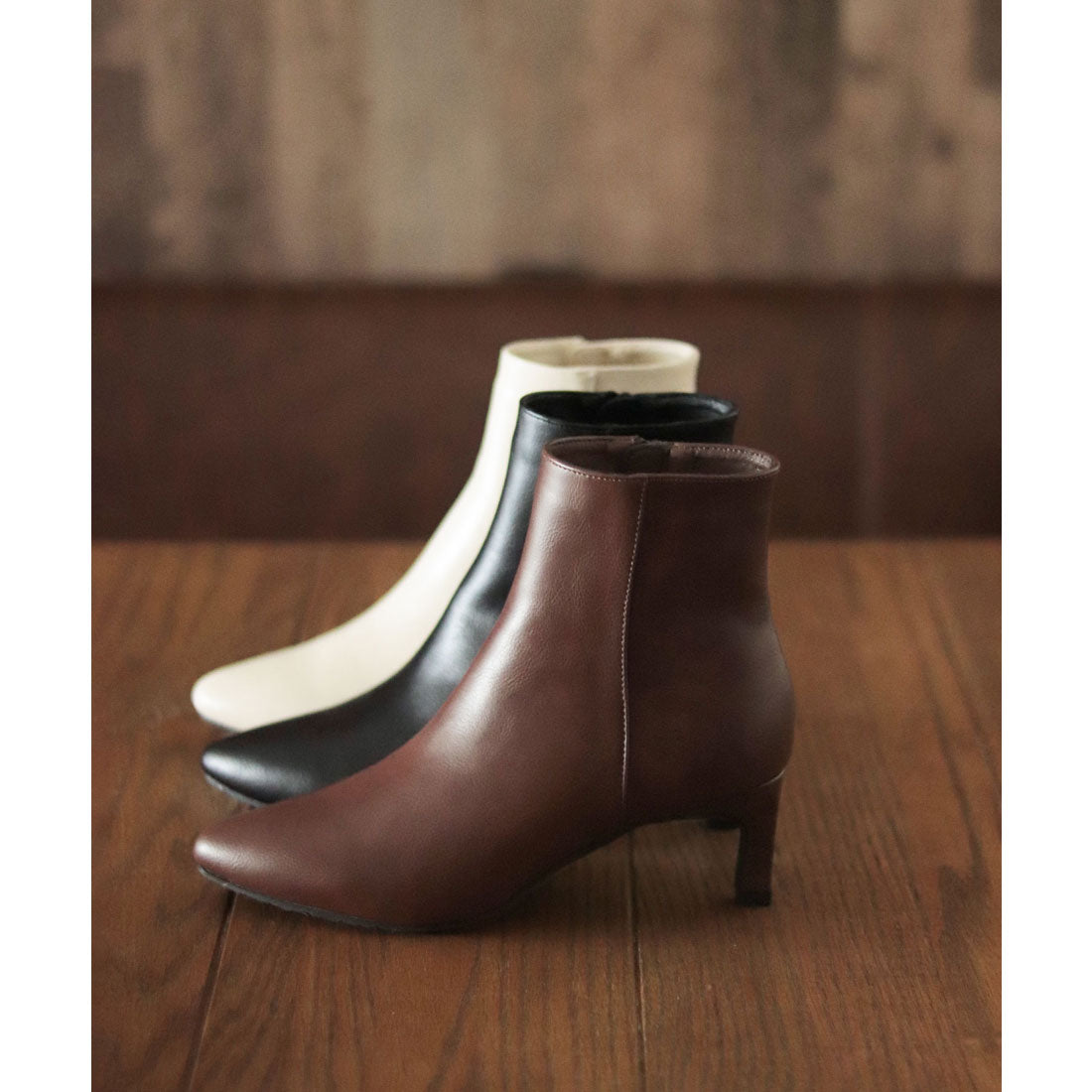 セスト SESTO 削れにくいかかとゴム使用!ポインテッドトゥストレートヒールショートブーツ,ブラウン