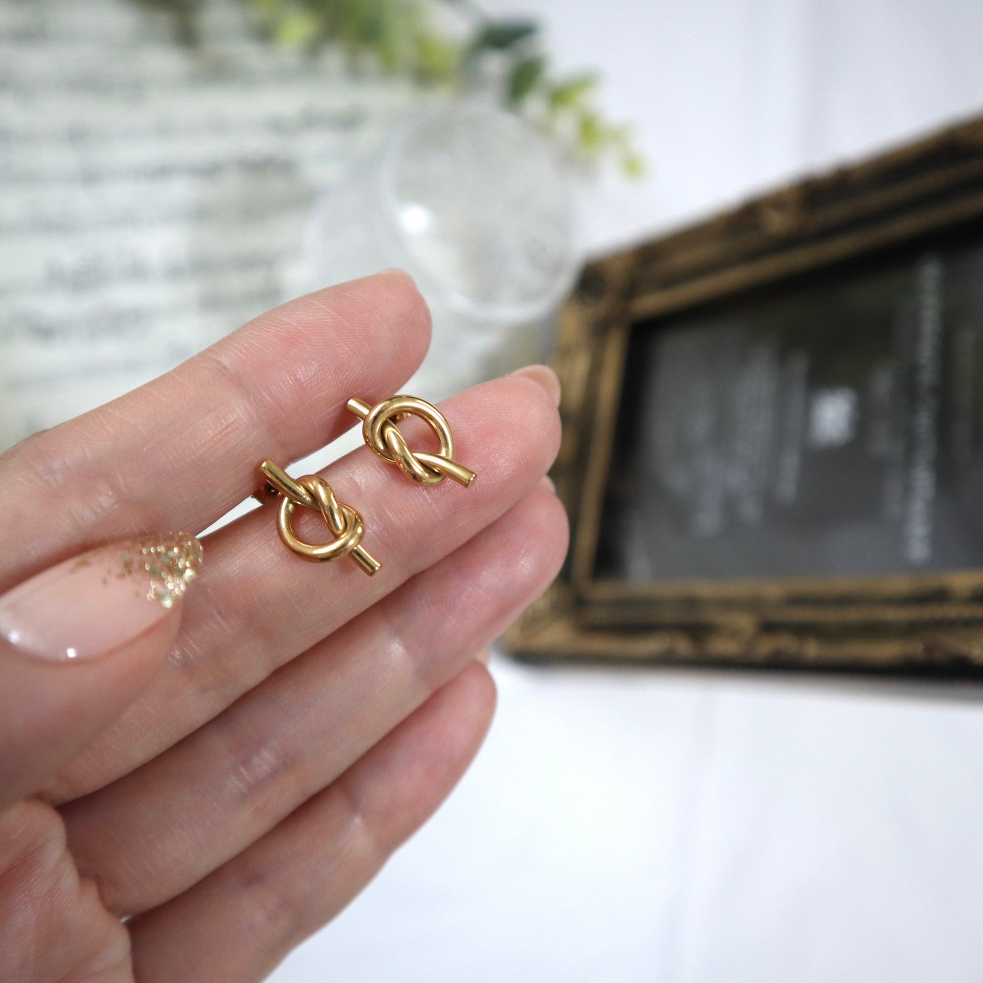 シースキー seasukii ステンレスノットピアス