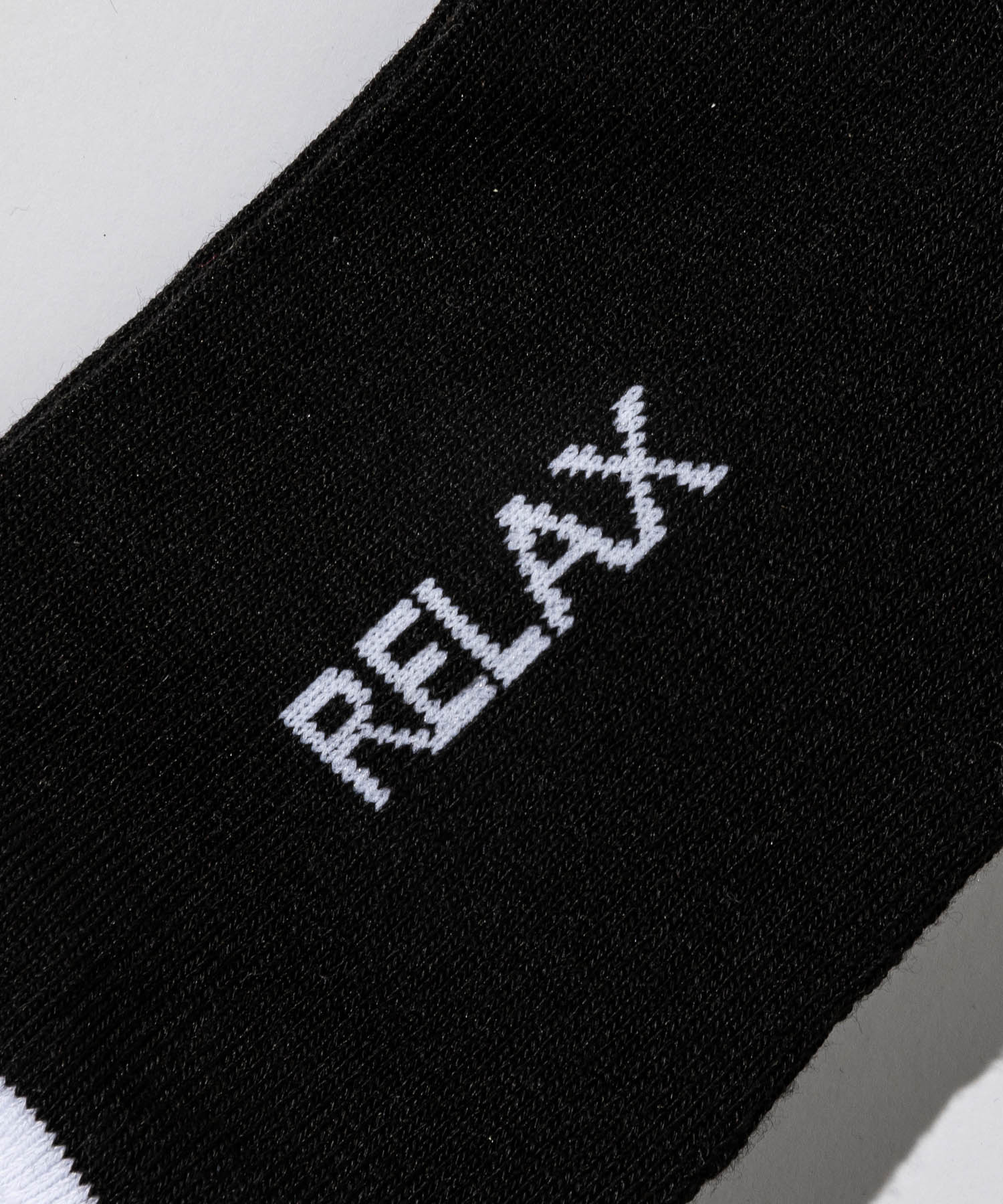 ウノ ピゥ ウノ ウグァーレ トレ リラックス 1PIU1UGUALE3 RELAX 1PIU1UGUALE3 RELAX(ウノピゥウノウグァーレトレ)ロゴパイルアンクルソックス 靴下 (ホワイト) ホワイト