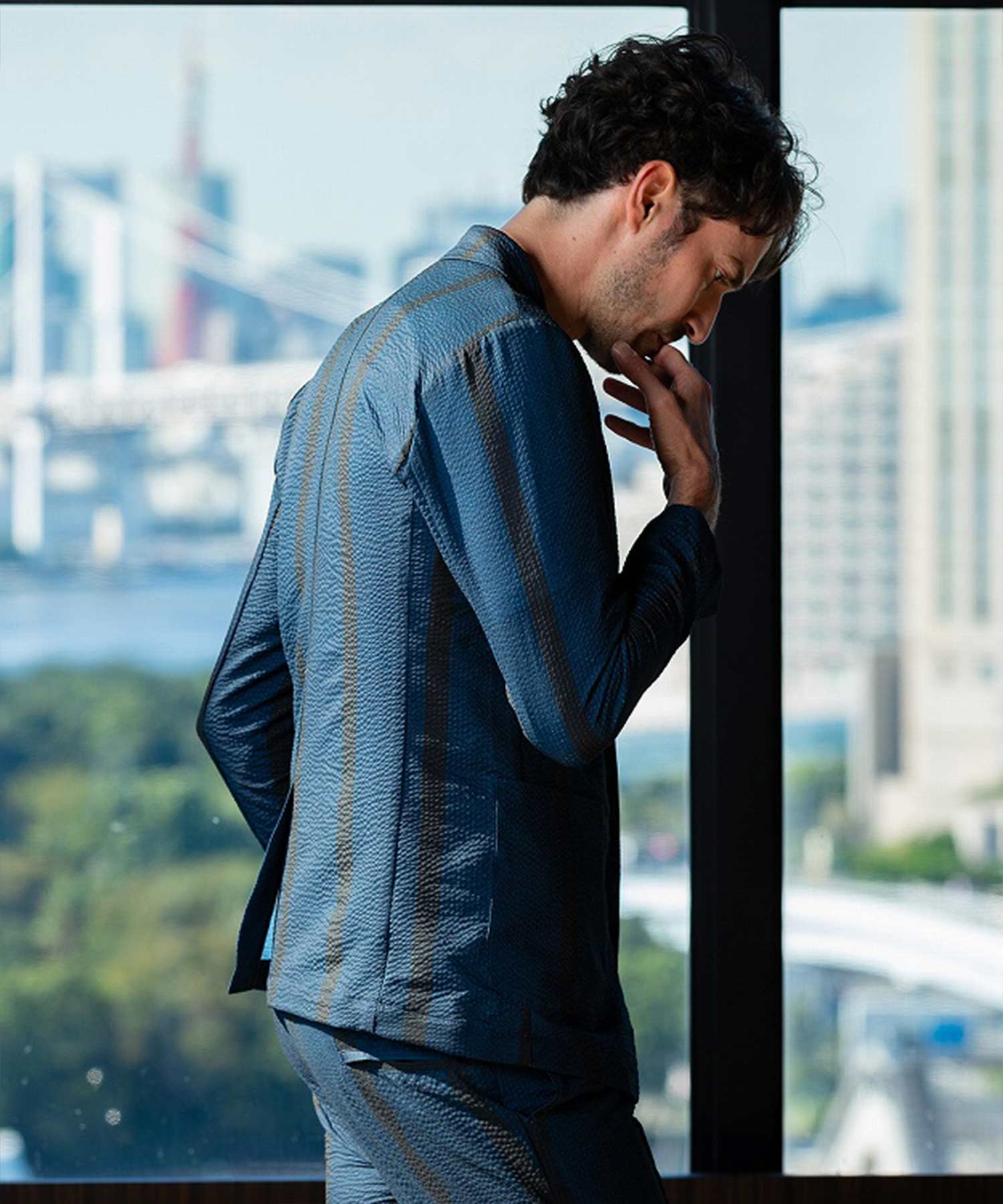 ウノ ピゥ ウノ ウグァーレ トレ リラックス 1PIU1UGUALE3 RELAX 1PIU1UGUALE3 RELAXシアサッカーストライプジャケット