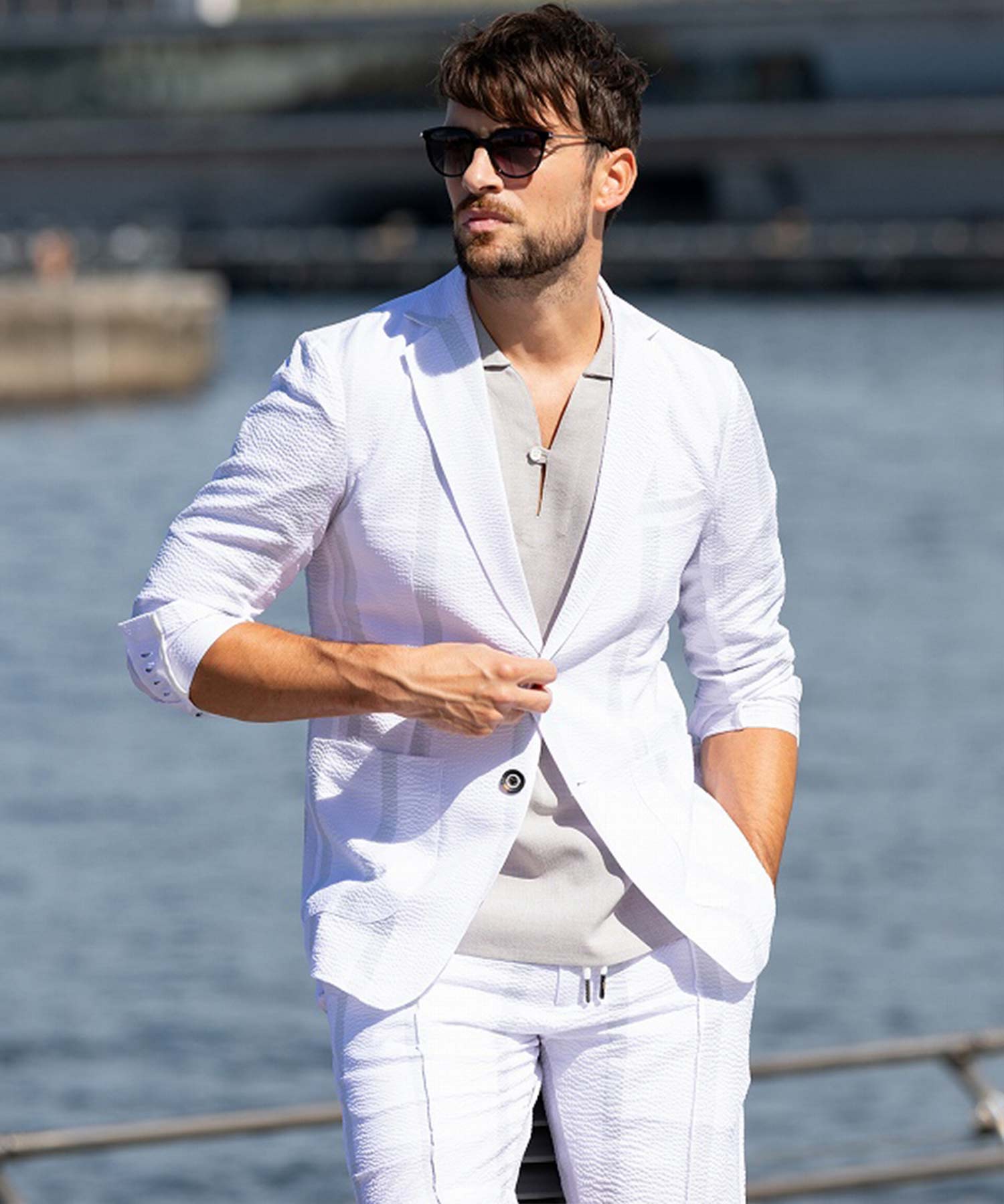 ウノ ピゥ ウノ ウグァーレ トレ リラックス 1PIU1UGUALE3 RELAX 1PIU1UGUALE3 RELAXシアサッカーストライプジャケット