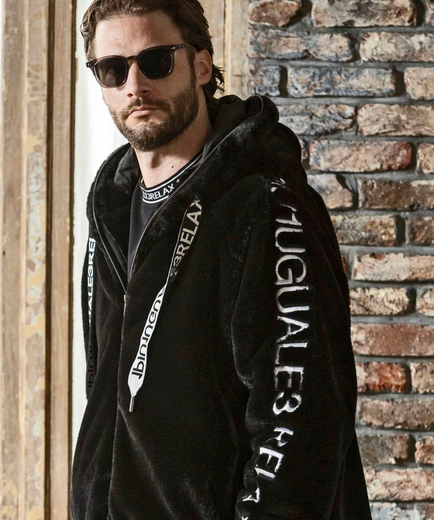 ウノ ピゥ ウノ ウグァーレ トレ リラックス 1PIU1UGUALE3 RELAX ワイドスピンドル袖ロゴファーブルゾン