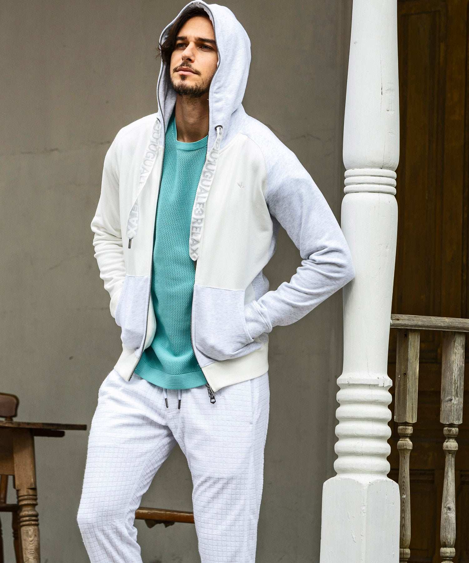 ウノ ピゥ ウノ ウグァーレ トレ リラックス 1PIU1UGUALE3 RELAX セイムカラージップフーディー