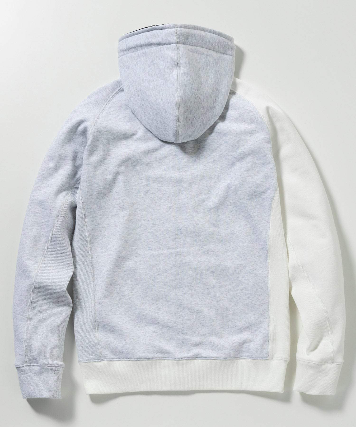 ウノ ピゥ ウノ ウグァーレ トレ リラックス 1PIU1UGUALE3 RELAX セイムカラージップフーディー