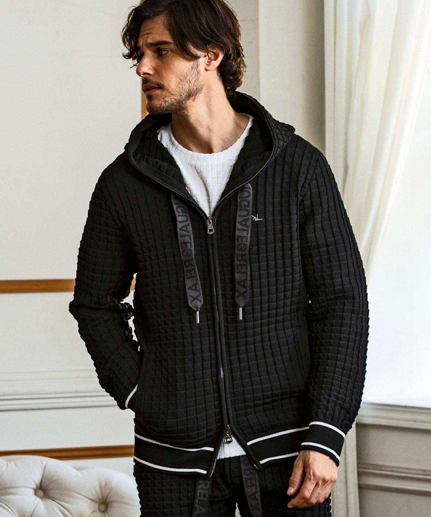 Uno Piu Uno Uguale Tre Relax Square Pattern Knit Hoodie