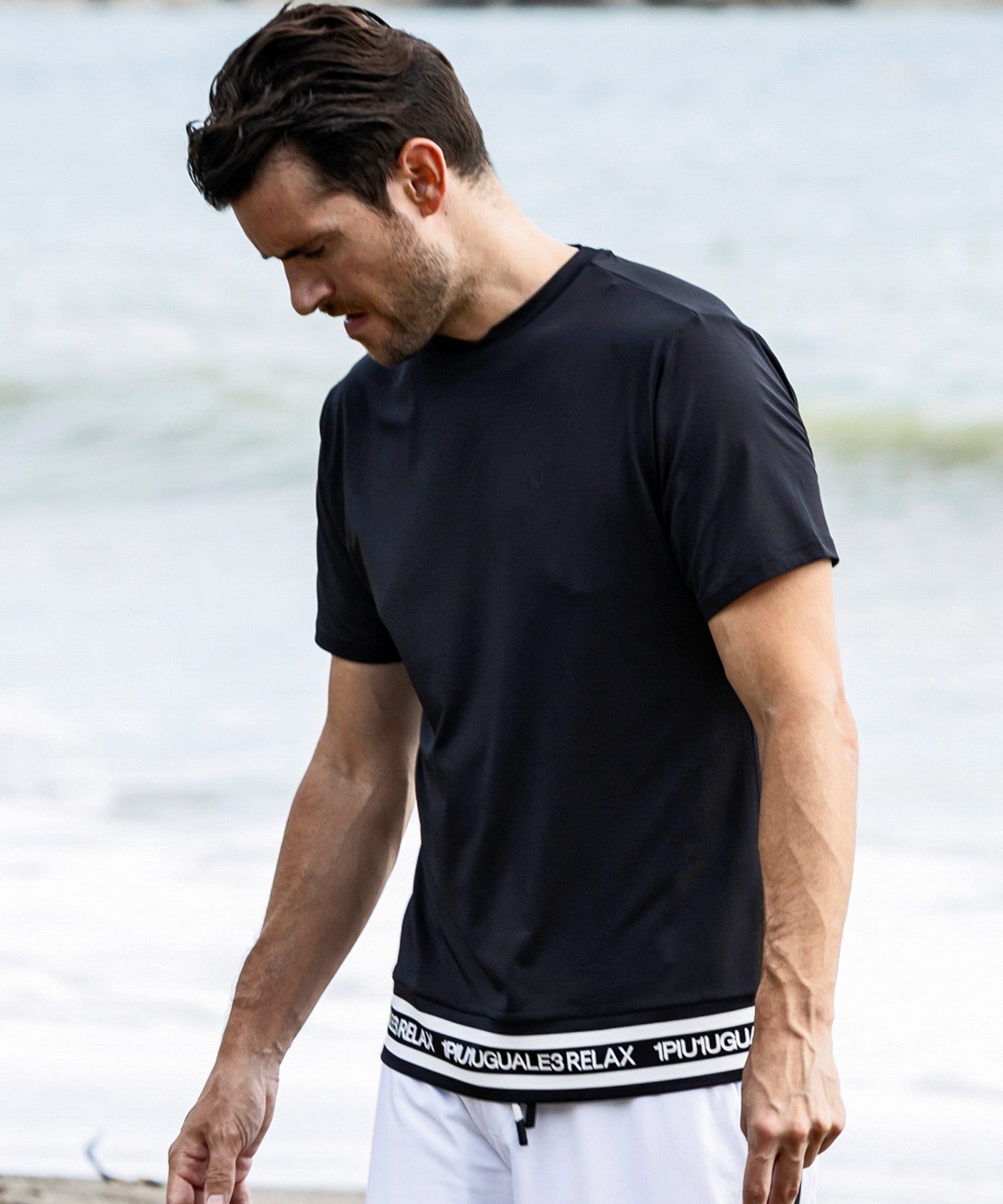 Uno Piu Uno Uguale Tre Relax Hem Logo Short Sleeve Rash Guard Short Sleeve T-Shirt