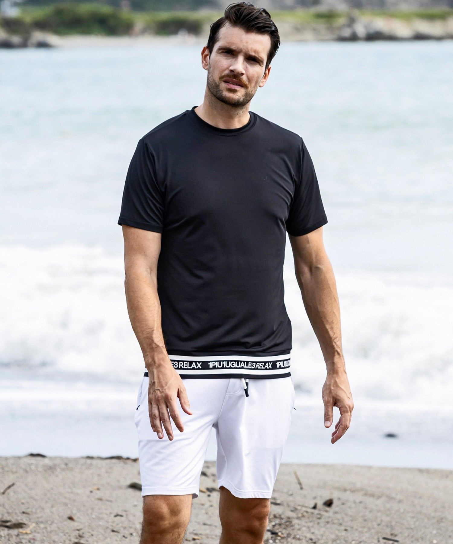 Uno Piu Uno Uguale Tre Relax Hem Logo Short Sleeve Rash Guard Short Sleeve T-Shirt