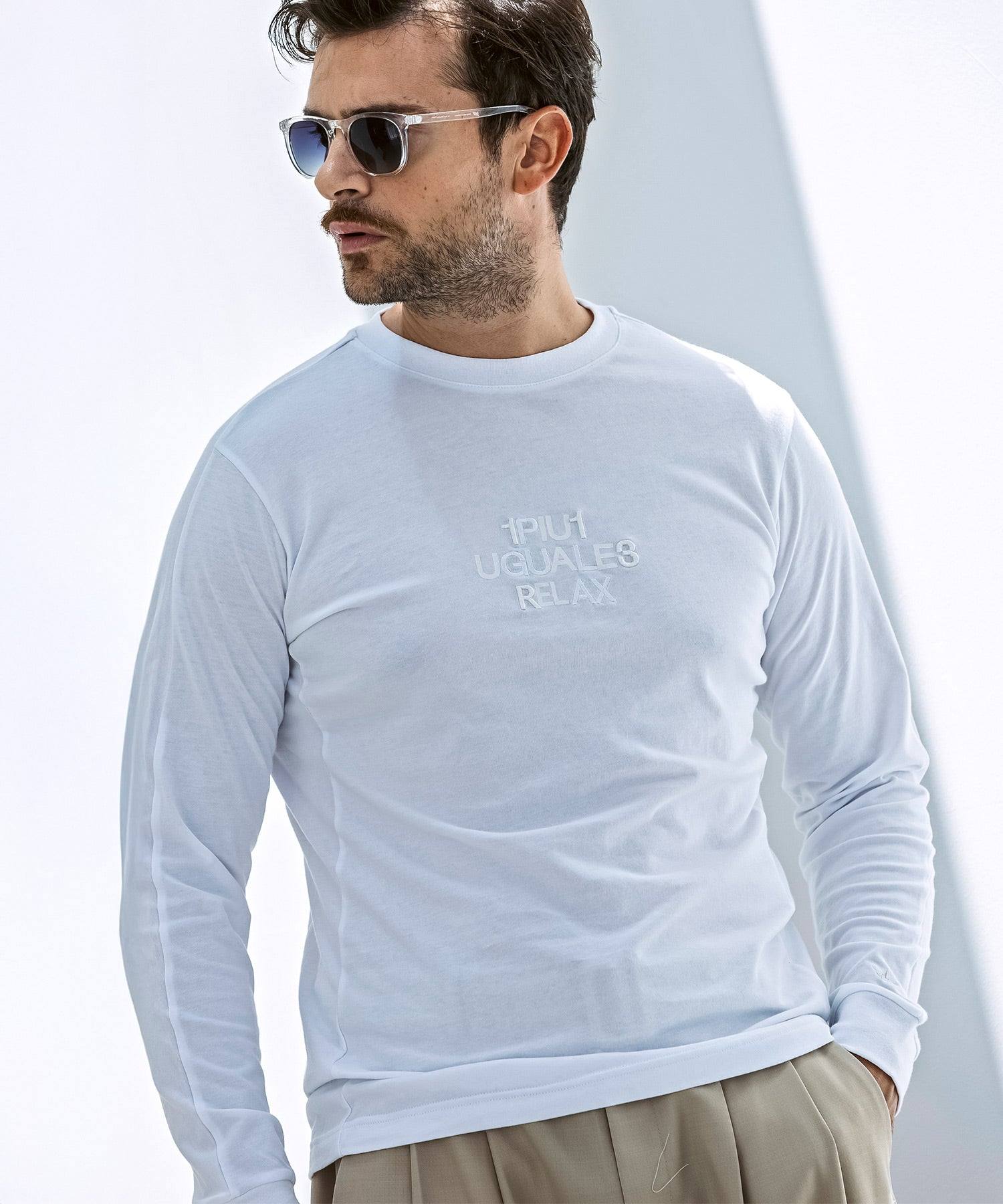ウノ ピゥ ウノ ウグァーレ トレ リラックス 1PIU1UGUALE3 RELAX コンビネーションロゴロングTシャツ (ホワイト) ホワイト