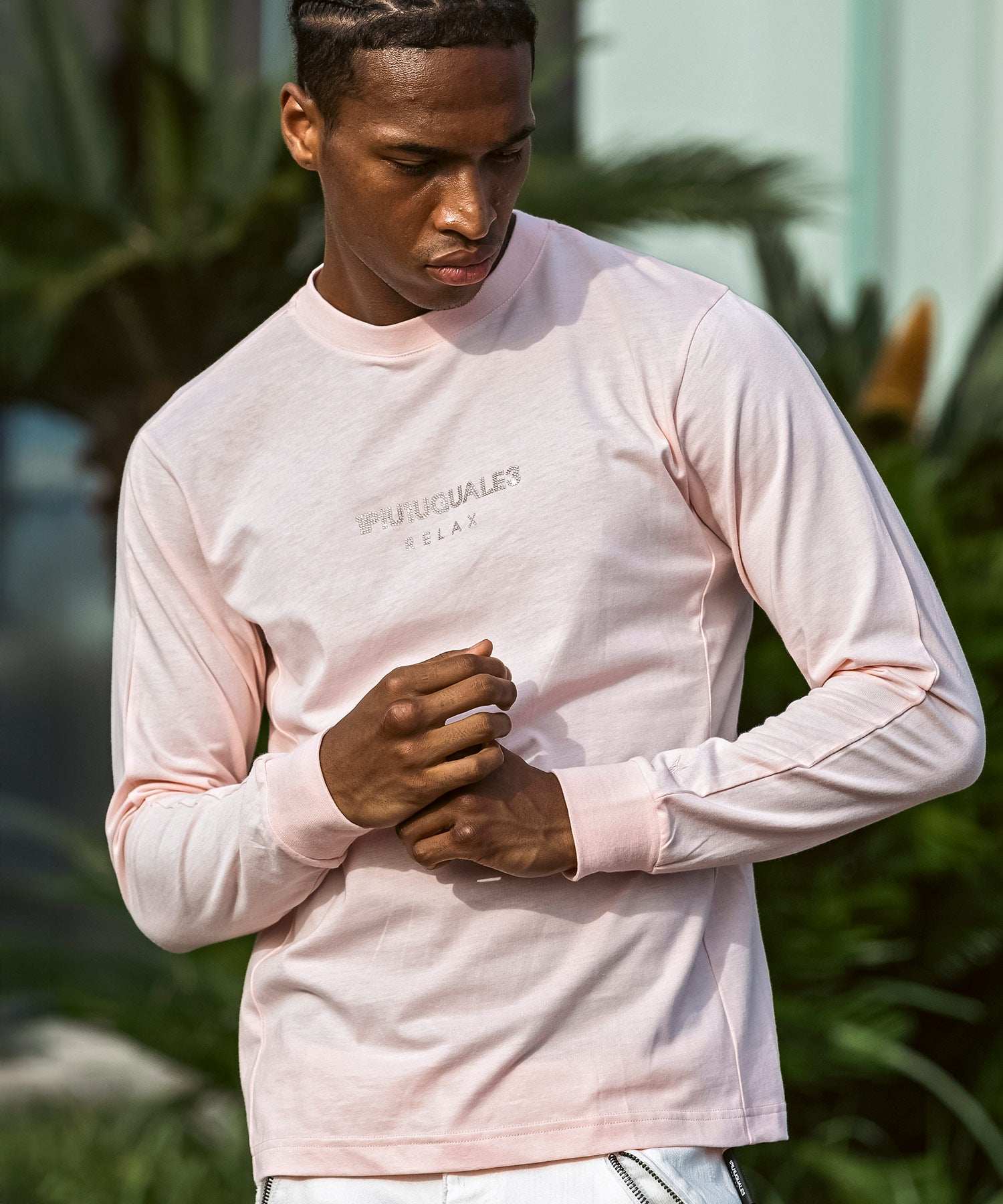 ウノ ピゥ ウノ ウグァーレ トレ リラックス 1PIU1UGUALE3 RELAX ダブルラインストーンロゴロングTシャツ (ライトピンク) ライトピンク