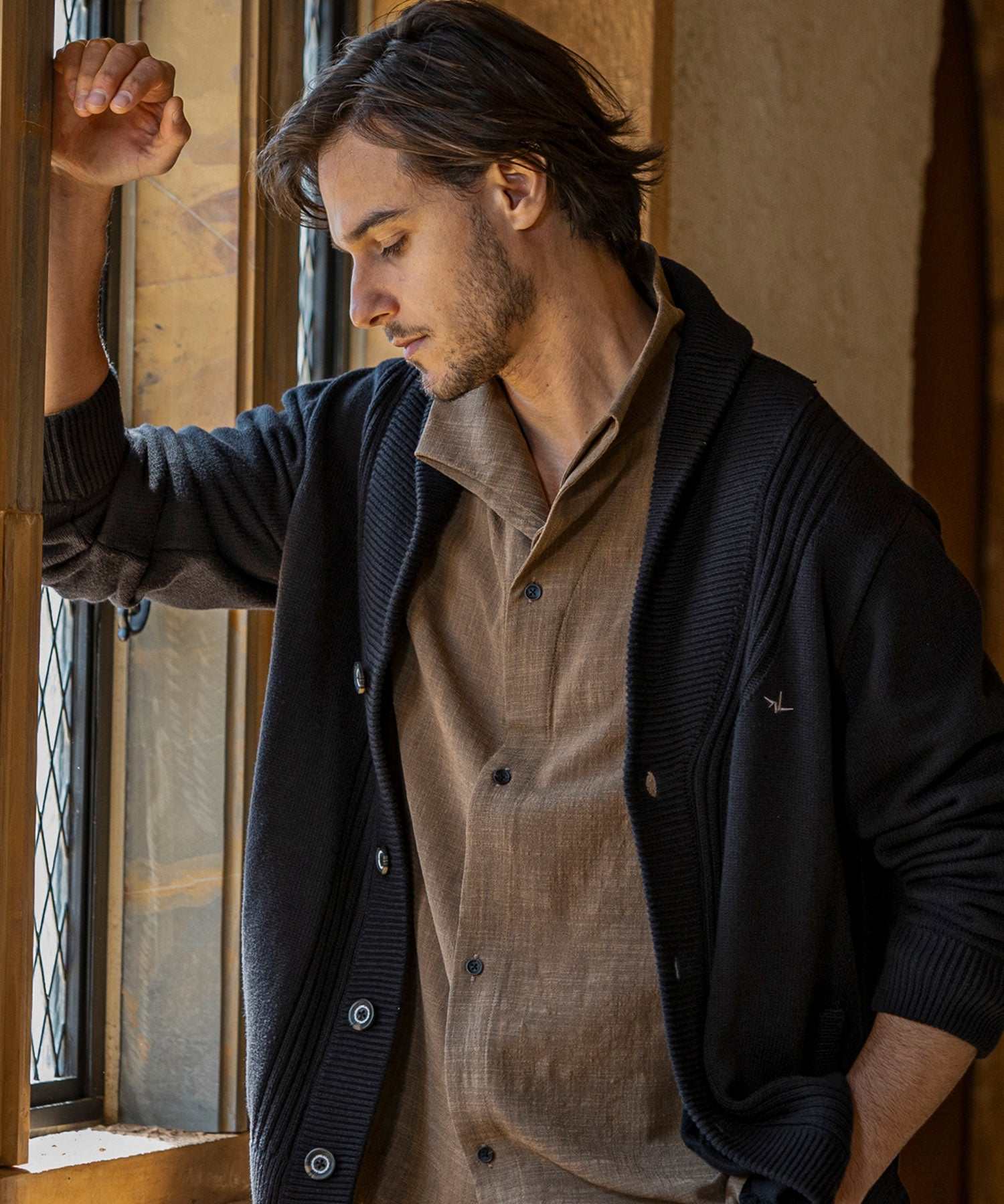 ウノ ピゥ ウノ ウグァーレ トレ リラックス 1PIU1UGUALE3 RELAX センターリブ ヘビーウェイト ニットカーディガン (ブラック) ブラック