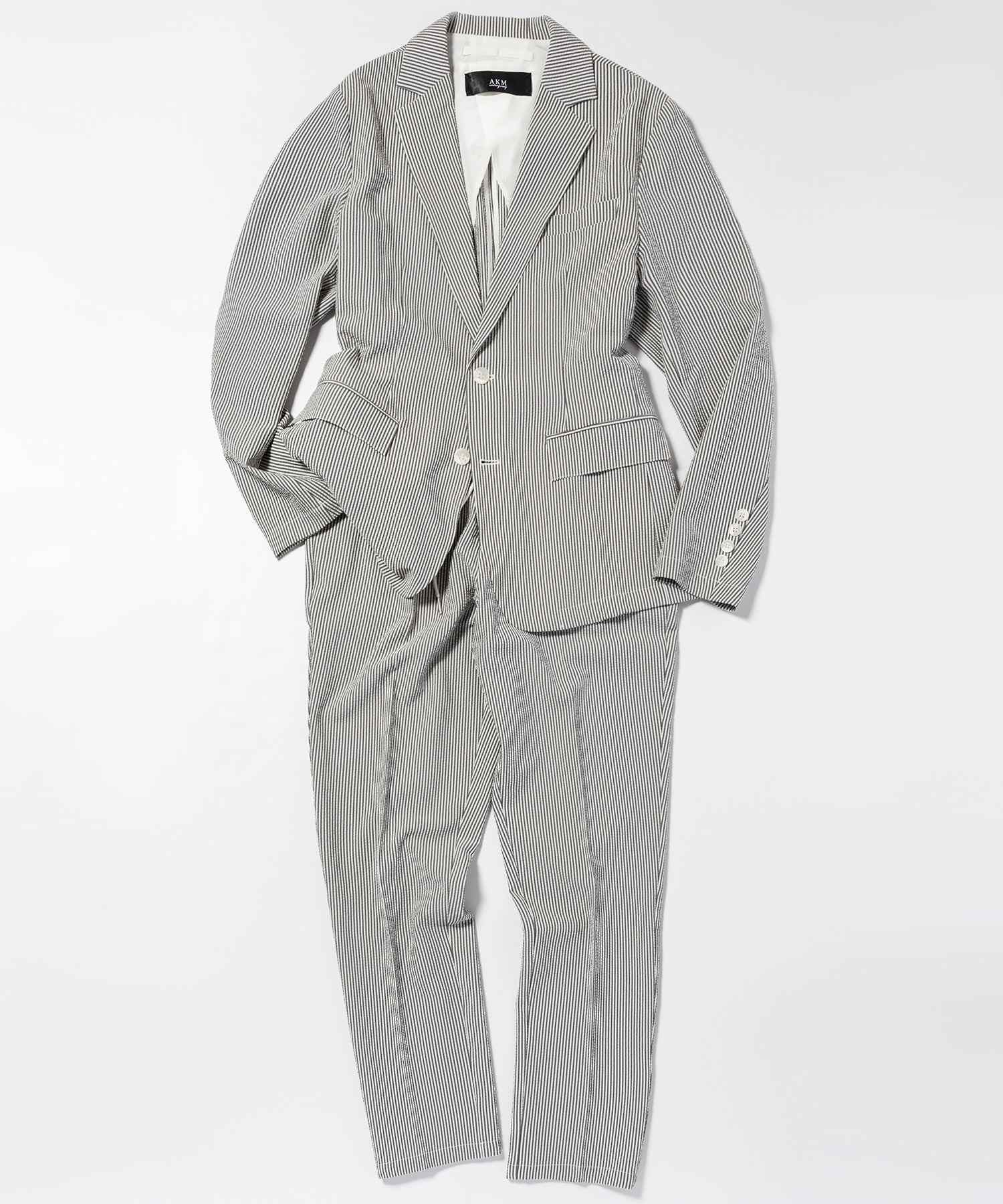 エイケイエムコンテンポラリー AKM Contemporary 【WEB・直営店限定】ピンストライプ シアサッカージャケット テーラードジャケット (ブラック×ホワイト) ブラック×ホワイト