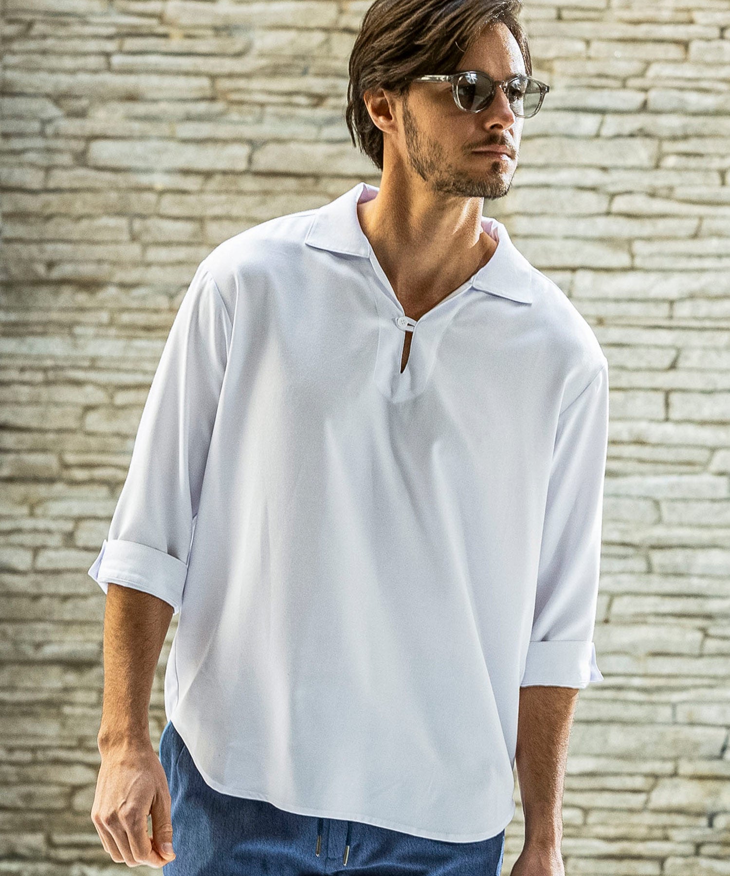 エイケイエムコンテンポラリー AKM Contemporary スキッパープルオーバーシャツ 半袖シャツ (オフホワイト) オフホワイト