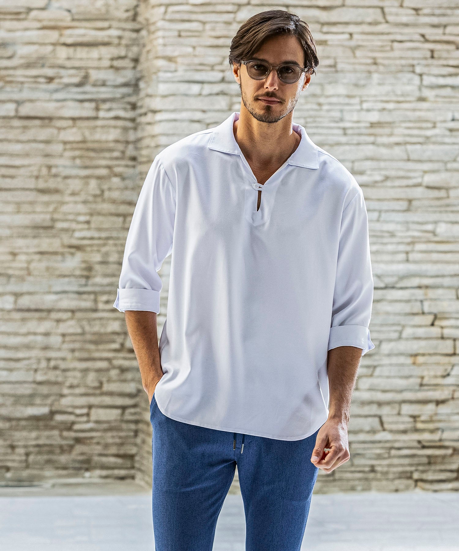 エイケイエムコンテンポラリー AKM Contemporary スキッパープルオーバーシャツ 半袖シャツ (オフホワイト) オフホワイト